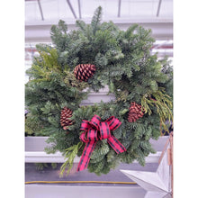 Load image into Gallery viewer, Fresh Winter Wreath 24&quot;
