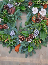 Load image into Gallery viewer, Wreath Building (24" diameter) - Workshop
